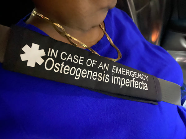 Black Pullover Pal Awareness Seat Belt Cover (Brittle Bone Disease & Osteogenesis imperfecta, and Osteoporosis