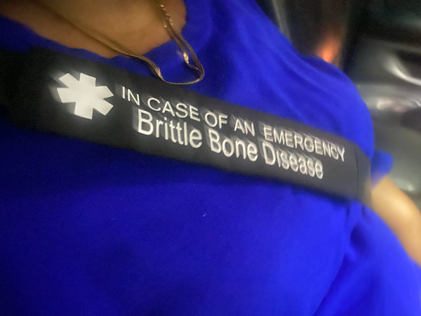 Black Pullover Pal Awareness Seat Belt Cover (Brittle Bone Disease & Osteogenesis imperfecta, and Osteoporosis