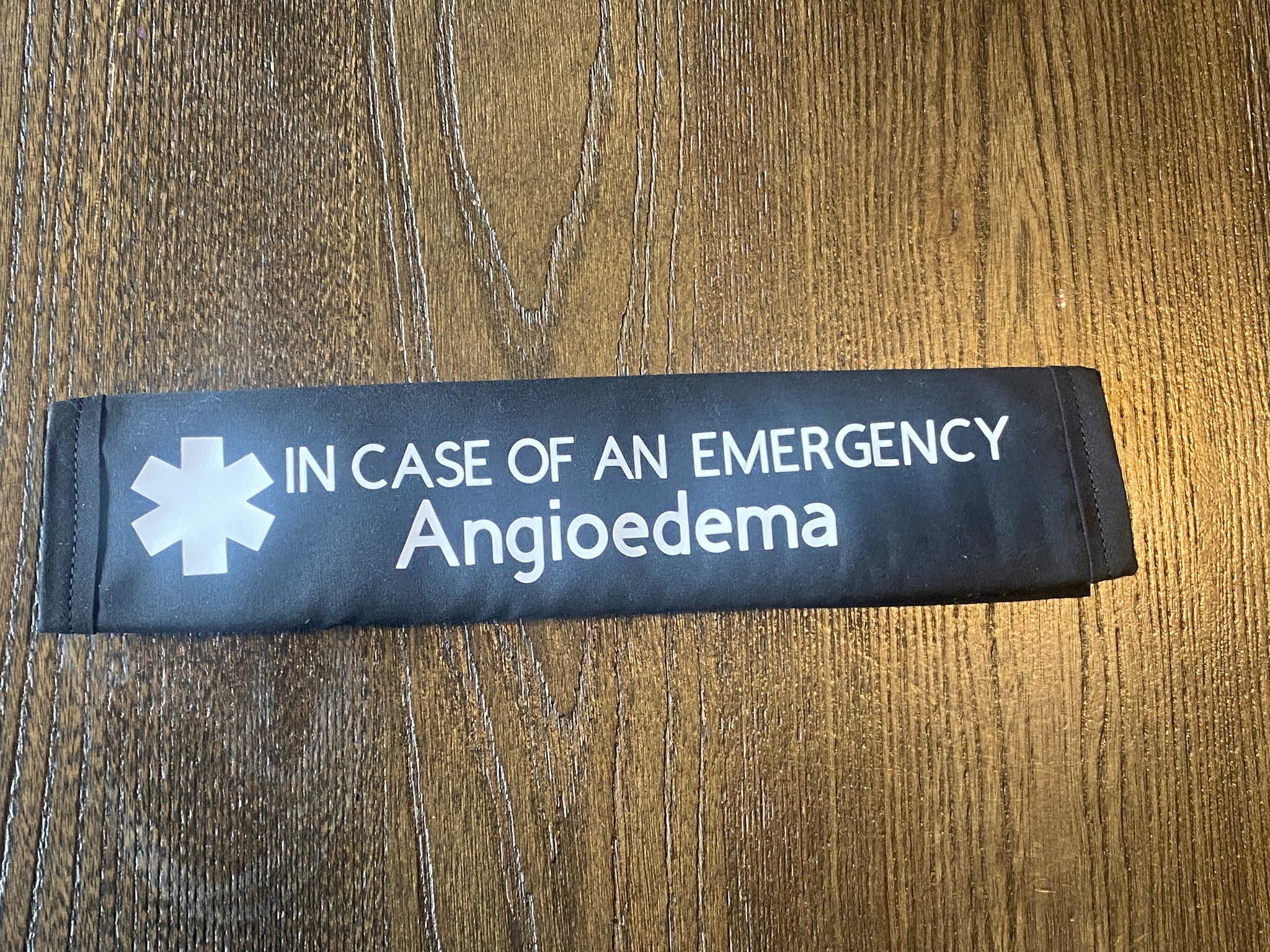 Black Pullover Pal Awareness Seat Belt Cover (ON WARFARIN Idiopathic Angioedema) & IN CASE OF AN EMERGENCY (Angiodema)