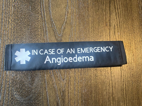 Black Pullover Pal Awareness Seat Belt Cover (ON WARFARIN Idiopathic Angioedema) & IN CASE OF AN EMERGENCY (Angiodema)